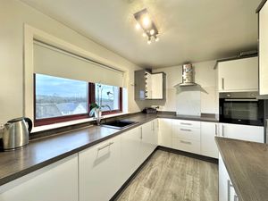 Photo 18- click for photo gallery